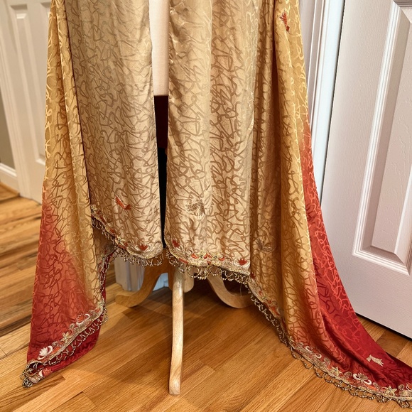 Antique Indian Silk dupattā, (Stole or Shawl) 90" x 45" - Picture 1 of 8